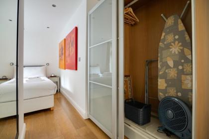 Lovely Charing Cross Apartment - image 23