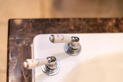 GuestReady - Classy Vibes in Notting Hill - image 26