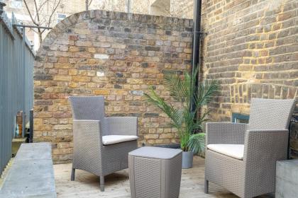 Stylish & Spacious 3Bed Home near Liverpool Street Train Station - image 26