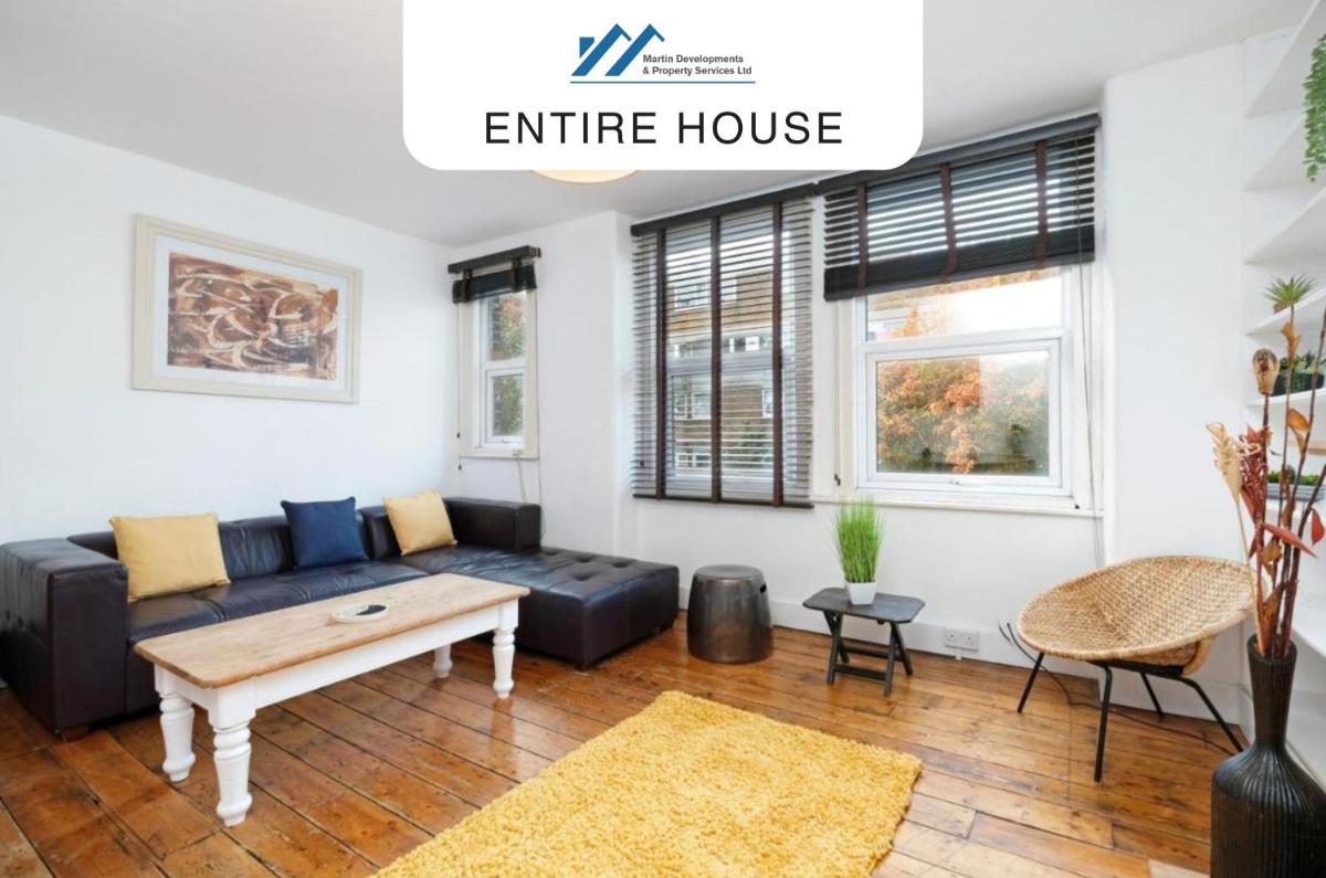 London Spacious 3 Bedroom House Fulham By MDPS - main image