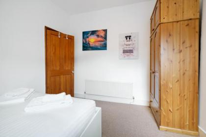 London Spacious 3 Bedroom House Fulham By MDPS - image 22