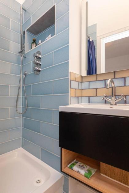Central 2 Bedroom Apartment near Old Street - image 25