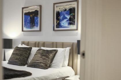 Lux Apartments next to Oxford Circus FREE WIFI & AIRCON by City Stay Aparts London