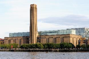 Premier Inn London City (Tower Hill) - main image