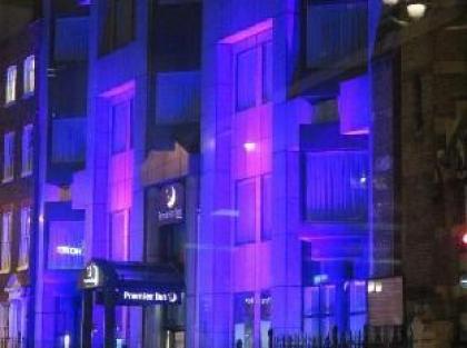 Premier Inn London City (Tower Hill) - image 3