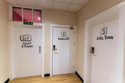 Hostelle - women only hostel London - image 24