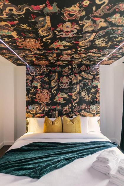 WelcomeStay Fitzrovia Two Bed Apartments - Sleep in Opulent Luxury - image 23
