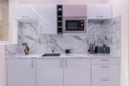 WelcomeStay Fitzrovia Two Bed Apartments - Sleep in Opulent Luxury - image 30