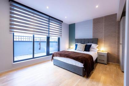 Luxurious Apartments Hackney near Train Station - image 27