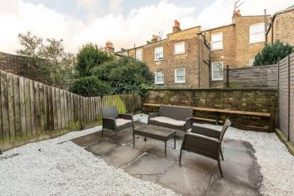 Superb House close to the lovely Little Venice - image 25