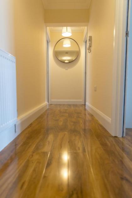 London Heathrow Serviced Apartments - image 3