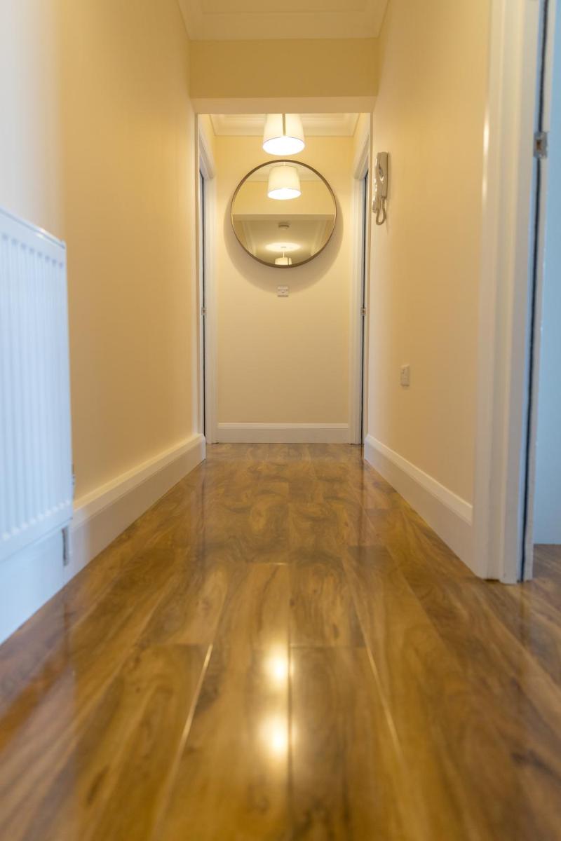 London Heathrow Serviced Apartments - image 3