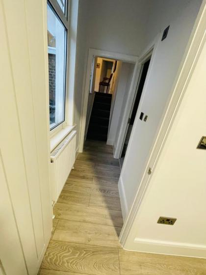91 golborne road w10 5nl