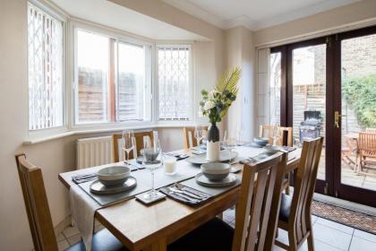 The Fulham Villas - image 29