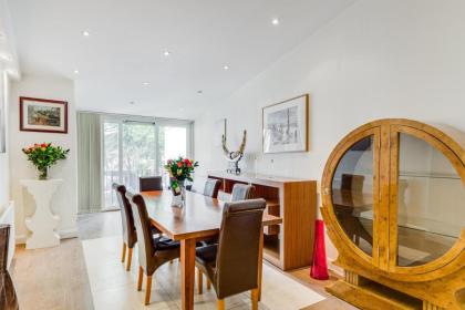 Care Property London- Apartments - image 28
