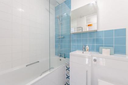 Cosy 1 Bedroom Flat near Old Street - image 23
