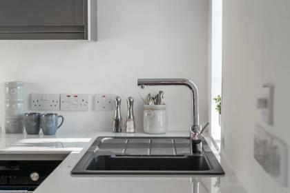 TruStay Apartments Chelsea - image 24