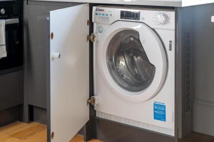 TruStay Apartments Chelsea - image 25