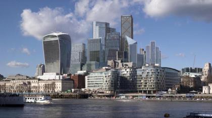 Period 3-Bed Maisonette next to the City of London - image 28