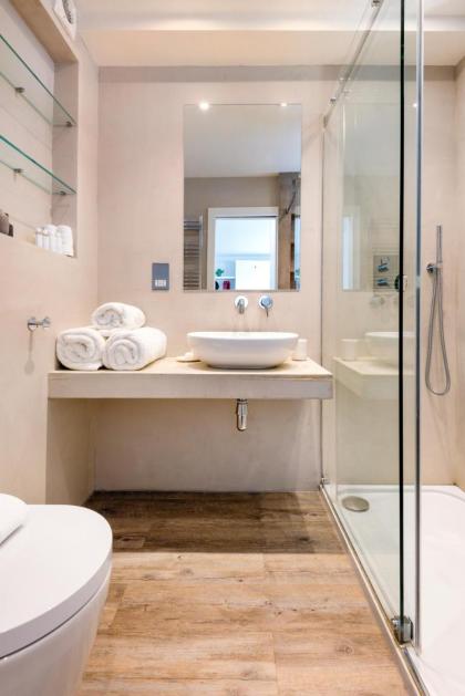Brand new studio flat in the heart of Notting Hill - image 21