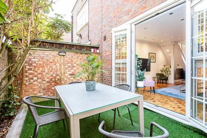 Little Venice House - image 25