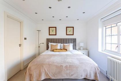 Little Venice House - image 29