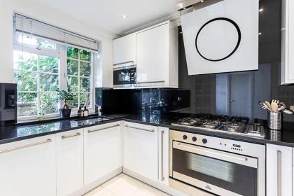 Little Venice House - image 30