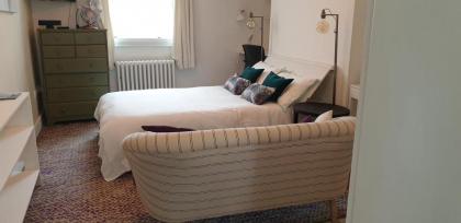 Charming 1-Wall Bed Comfortable Studio in NWLondon - image 21