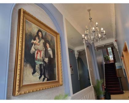 80 Inverness Terrace - image 23