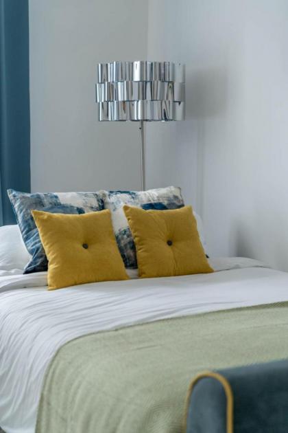 Brick Lane London Dashing 1Bedroom Apartment - image 23