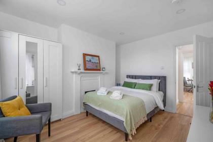 Brick Lane London Dashing 1Bedroom Apartment - image 26
