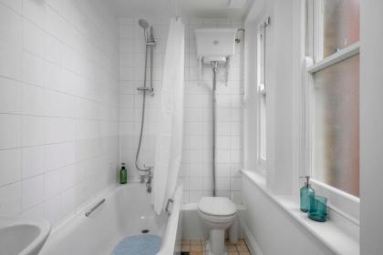 Brick Lane London Dashing 1Bedroom Apartment - image 27