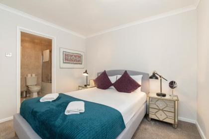 Goodge Apartments - image 28