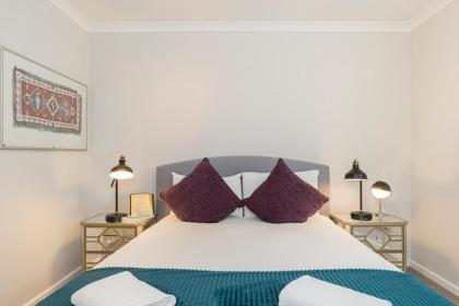 Goodge Apartments - image 30