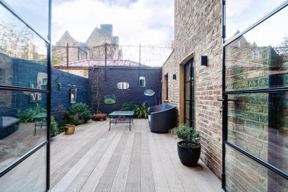 Notting Hill Playhouse - image 22