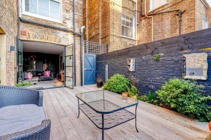 Notting Hill Playhouse - image 25