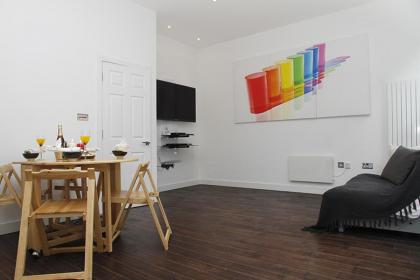 Holiday Lets London - I3 - image 22