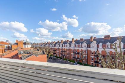 Airy & Modern 1BD flat in Maida Vale - image 21