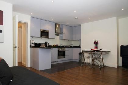 Holiday Lets London - C - image 23