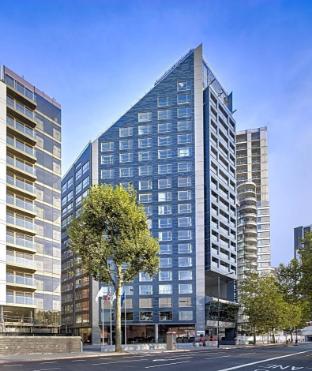 Plaza On The River London - image 2