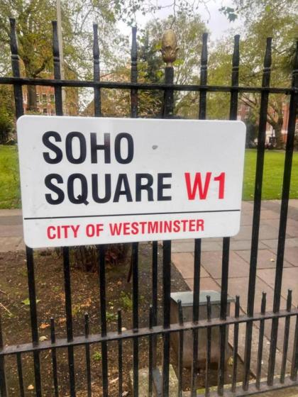 Central & Cosy 1BD Flat - Soho - image 28