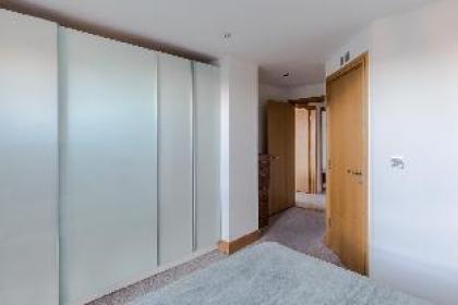 Two BR apt with view in the heart of King's Cross - image 16