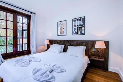 Beautiful 3-Bedroom House Just Minutes from Queen's Park Tube - image 21