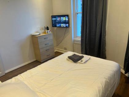 Y2 guest house - image 30