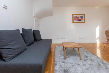 Spaciously renovated 2BD Flat - Camden - image 25