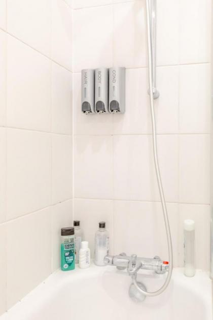 Bright and Spacious 1BD Flat - Camden - image 22
