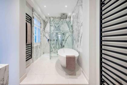 Arcore Premium Apartments Craven Street - image 30