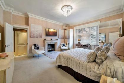 Finest Retreats - Elm Point House - image 21