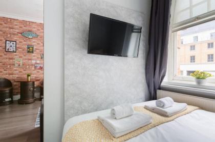 The Pimlico Flats - image 27