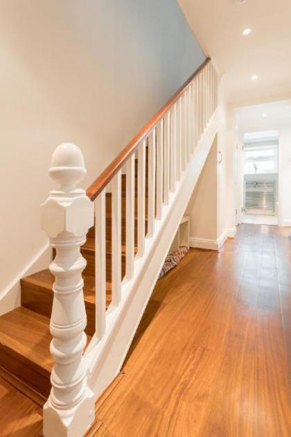 Beautiful Home in Camden with Garden - image 17